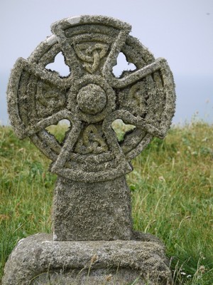 Надгробие в виде кельтского креста (Шотландия)